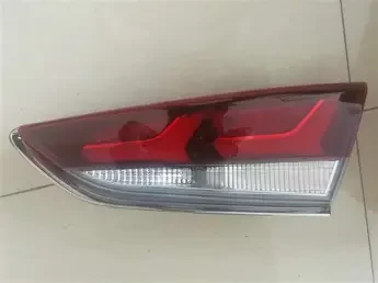 اسطب خلفي سوناتا 2024 يسار