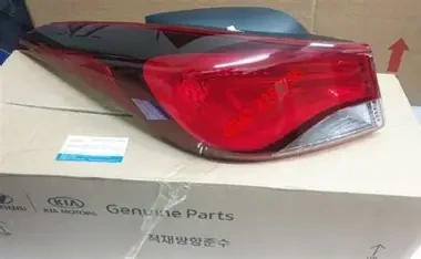 LAMP ASSY-REAR COMB OUTSIDE,LH -  /  -نور خلفي زاوية يسار